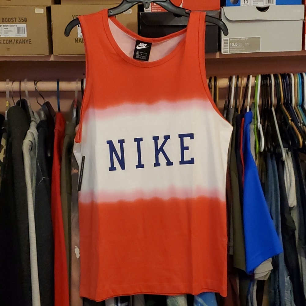 New with tag men's Nike tank top size medium